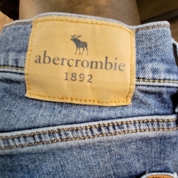 Abercrombie Youth Jeans - Picture 2 of 3